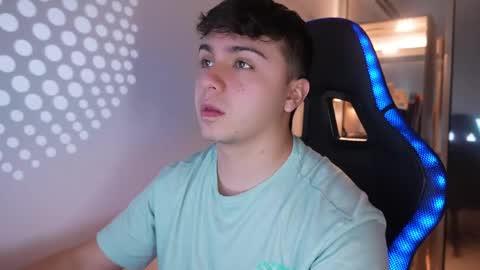 aron__cooper online show from 05/23/26, 02:28