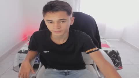 Aaron online show from 09/20/25, 07:59