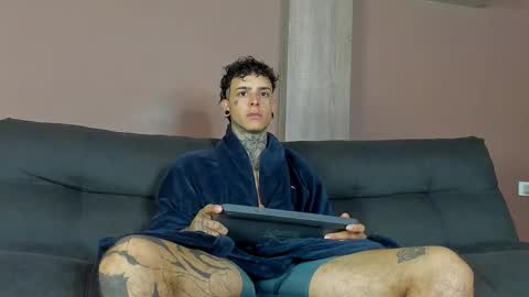 Snapshot of aron_ford chatting on 02/06/26, 03:44 Aron ford online show from 02/06/26, 03:44