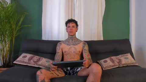 Snapshot of aron_ford chatting on 03/15/26, 04:46 Aron ford online show from 03/15/26, 04:46