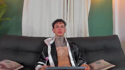 Snapshot of aron_ford chatting on 03/16/26, 04:51 Aron ford online show from 03/16/26, 04:51