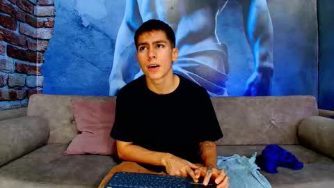 aron_pulse online show from 02/18/26, 01:40