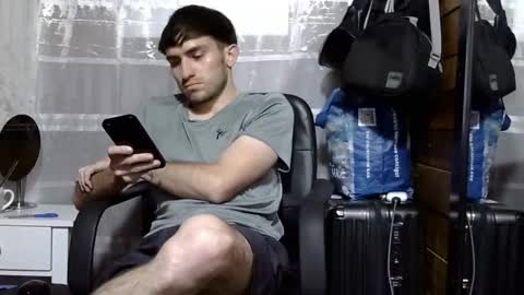 Aron G Franco online show from 10/07/25, 10:51