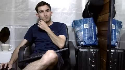 Aron G Franco online show from 11/06/25, 05:03