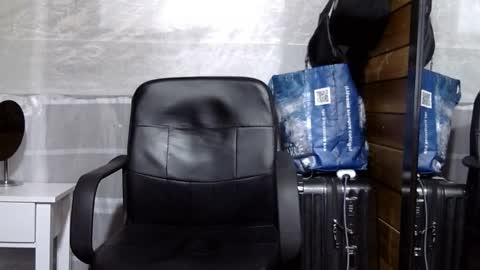 Aron G Franco online show from 11/07/25, 05:07