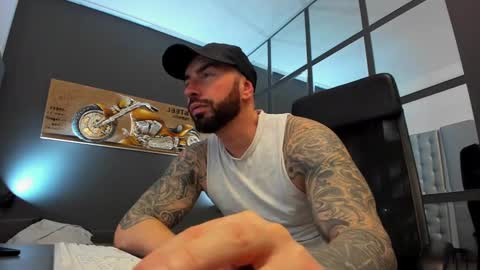 AronGrant online show from 02/17/25, 09:24