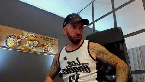 AronGrant online show from 10/02/25, 08:54