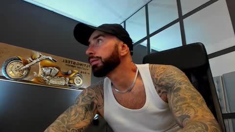 AronGrant online show from 11/02/25, 10:28