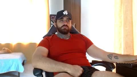 aronmiller online show from 11/28/25, 06:21