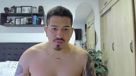 Snapshot of aronwilliams69 chatting on 09/17/25, 11:50 ARON Independent model online show from 09/17/25, 11:50