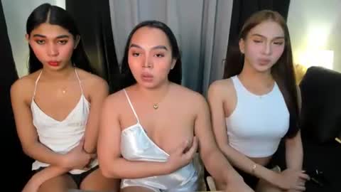 Snapshot of arra_mina chatting on 11/12/25, 10:26 arra_mina online show from 11/12/25, 10:26