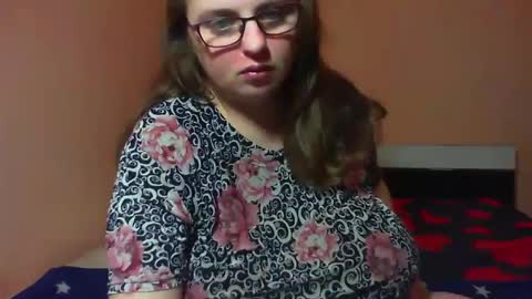 Snapshot of arriana98 chatting on 12/24/24, 05:55 Arriana online show from 12/24/24, 05:55