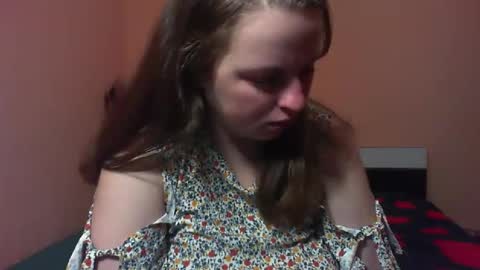 Snapshot of arriana98 chatting on 02/15/25, 04:25 Arriana online show from 02/15/25, 04:25