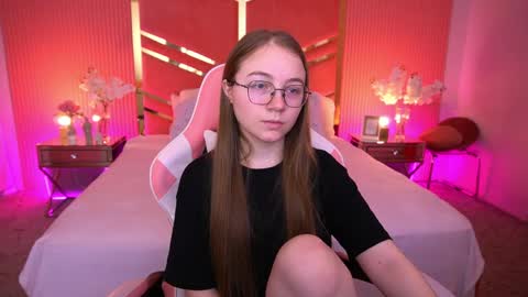 arrinawair online show from 04/28/26, 06:40