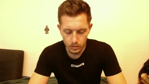 arromwilliam90 online show from 01/26/25, 01:04