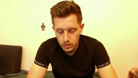 arromwilliam90 online show from 01/26/25, 04:20