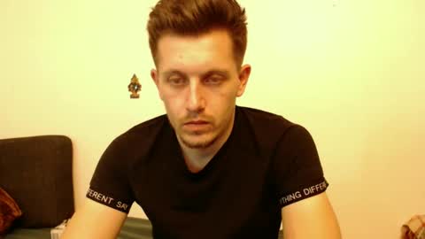 arromwilliam90 online show from 02/09/25, 08:34