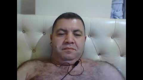 Snapshot of arsenica chatting on 12/22/24, 10:58 arsenica online show from 12/22/24, 10:58