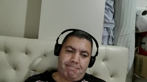 Snapshot of arsenica chatting on 11/10/25, 12:20 arsenica online show from 11/10/25, 12:20