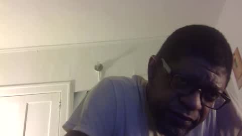 Snapshot of arteblazze chatting on 01/19/26, 02:59 Arteblazze not daddy boy bitch or nigga online show from 01/19/26, 02:59