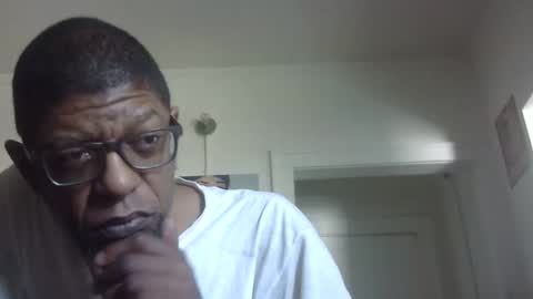 Snapshot of arteblazze chatting on 02/01/26, 04:38 Arteblazze not daddy boy bitch or nigga online show from 02/01/26, 04:38