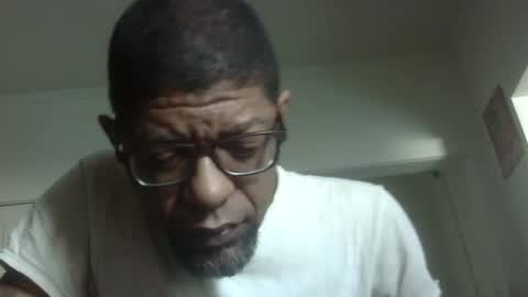 Snapshot of arteblazze chatting on 02/08/26, 02:20 Arteblazze not daddy boy bitch or nigga online show from 02/08/26, 02:20