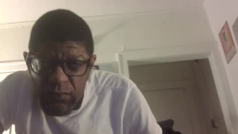 Snapshot of arteblazze chatting on 02/16/26, 03:24 Arteblazze not daddy boy bitch or nigga online show from 02/16/26, 03:24