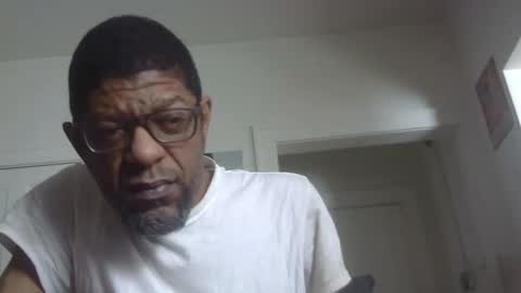 Snapshot of arteblazze chatting on 02/22/26, 02:48 Arteblazze not daddy boy bitch or nigga online show from 02/22/26, 02:48