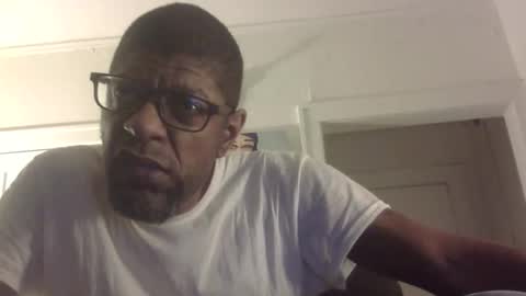 Snapshot of arteblazze chatting on 03/05/26, 01:12 Arteblazze not daddy boy bitch or nigga online show from 03/05/26, 01:12