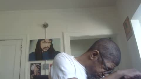 Snapshot of arteblazze chatting on 05/08/26, 11:10 Arteblazze not daddy boy bitch or nigga online show from 05/08/26, 11:10