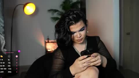 Chloe  online show from 06/15/26, 12:57