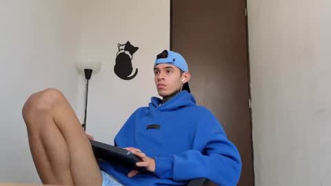   online show from 05/03/26, 05:02
