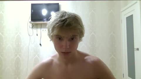 Snapshot of artem228play chatting on 06/30/26, 11:28 artem228play online show from 06/30/26, 11:28