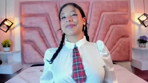 Snapshot of artemis_57 chatting on 06/19/26, 04:28 Artemis online show from 06/19/26, 04:28