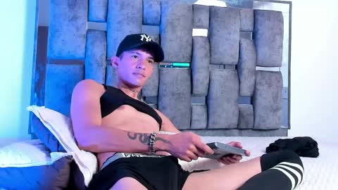 artemis_blue online show from 05/15/26, 03:52