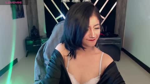 ARTEMISA online show from 11/19/25, 04:01