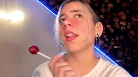 artemisablake online show from 03/11/25, 04:51