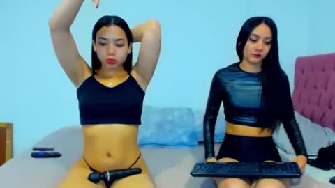 Artemisxvenuss online show from 11/04/25, 12:04