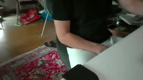 artesian99 online show from 11/12/25, 08:04