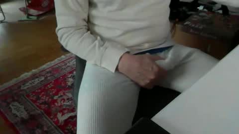 Snapshot of artesian99 chatting on 03/28/26, 06:57 artesian99 online show from 03/28/26, 06:57