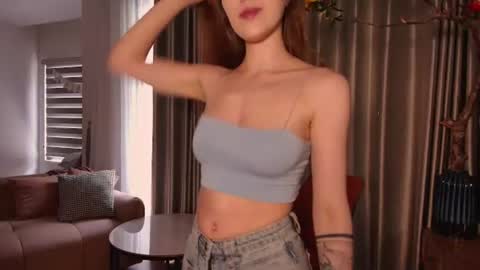 Lina online show from 06/25/26, 04:23