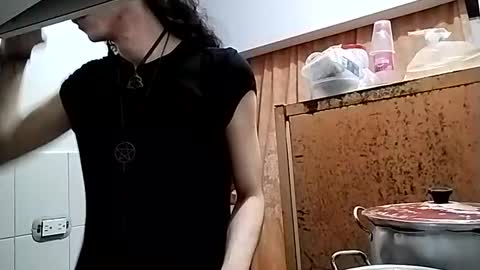 Arthemisa online show from 05/10/26, 03:55