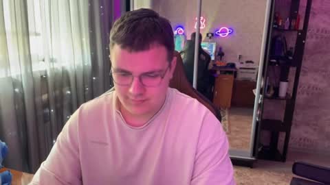 Snapshot of arthurabel chatting on 03/15/26, 07:47 arthurabel online show from 03/15/26, 07:47