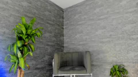 arthurcox_ online show from 10/14/25, 06:52