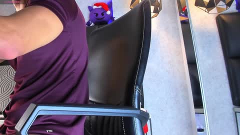 Arthur online show from 12/16/24, 02:47