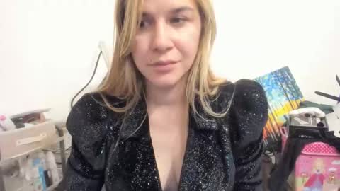 MIA online show from 10/21/25, 08:53