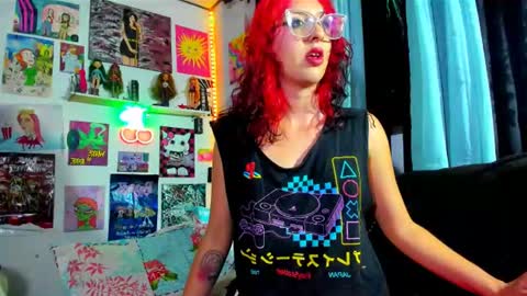 Snapshot of artsycherry chatting on 07/08/26, 04:50 Isabella Cherry online show from 07/08/26, 04:50