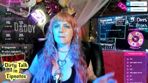 Snapshot of artsyheartsyy chatting on 03/10/26, 01:10 ArtsyHeartsyy online show from 03/10/26, 01:10