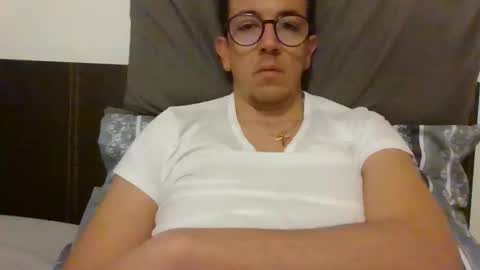 Snapshot of arturpaulval chatting on 01/14/26, 04:34 arturpaulval online show from 01/14/26, 04:34