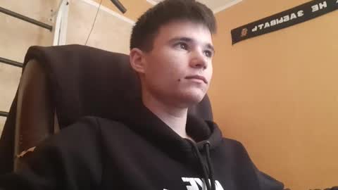 Snapshot of arvyn_ chatting on 05/08/26, 07:36 Denis online show from 05/08/26, 07:36